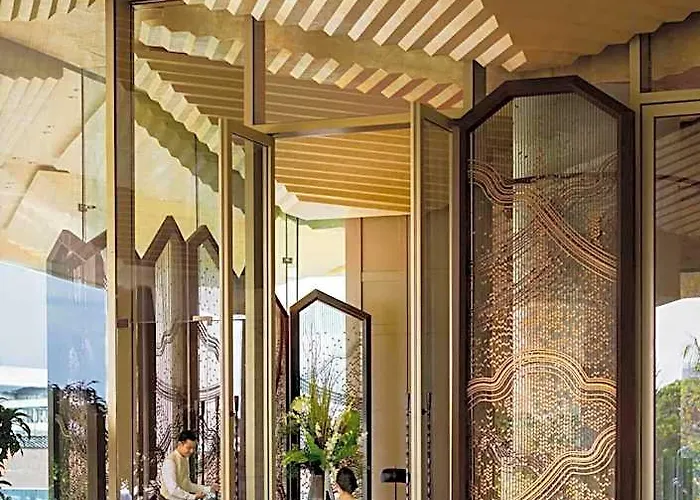 Dusit Thani 酒店