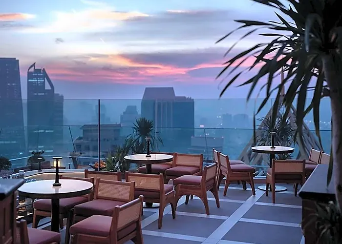 Dusit Thani 酒店